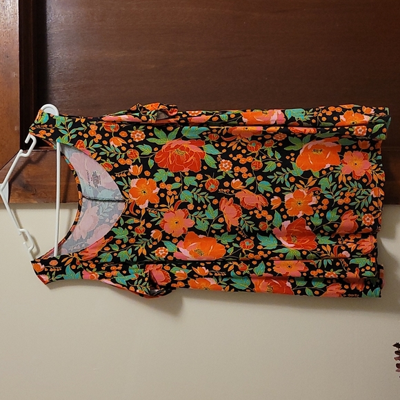 Lane Bryant Tops - Lane Bryant 18/20 2X Floral Cold Shoulder Swing Tee